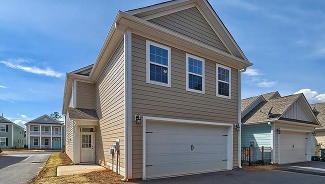 5 Bedroom 2000 Square Ft Home at Village a... - 5 Bedroom 2000 Square Ft Home at Village a...