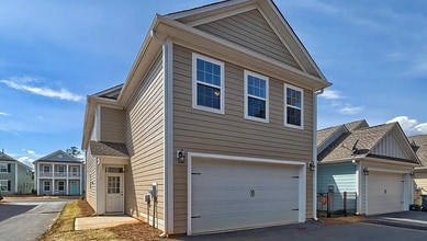 Building Photo - 107 Fuller Estate Dr