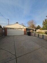 Building Photo - 865 Marjane Ave