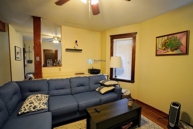 Photo - 15 Sumner St Apartment