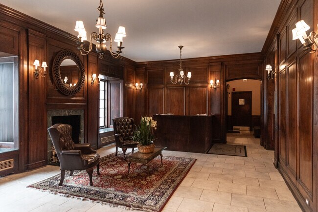 Foto del edificio - 4940 S East End Ave