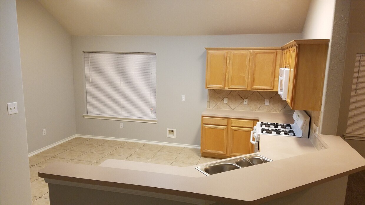 Building Photo - 18227 Sweet Juniper Ln