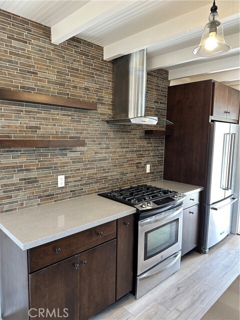 Building Photo - 354 Agate St