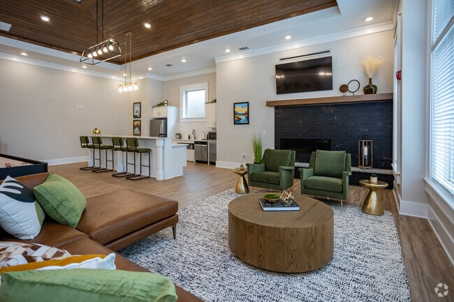 Interior Photo - Farragut Junction Apartments