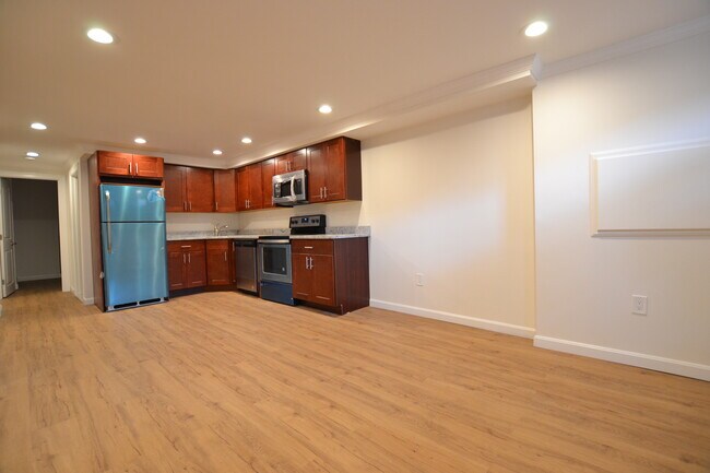 Foto del edificio - 79 Brighton Ave