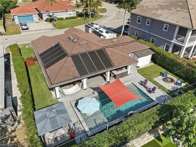 Foto del edificio - 10990 Goodwin St