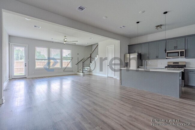 Foto del edificio - 4614 Redbud St