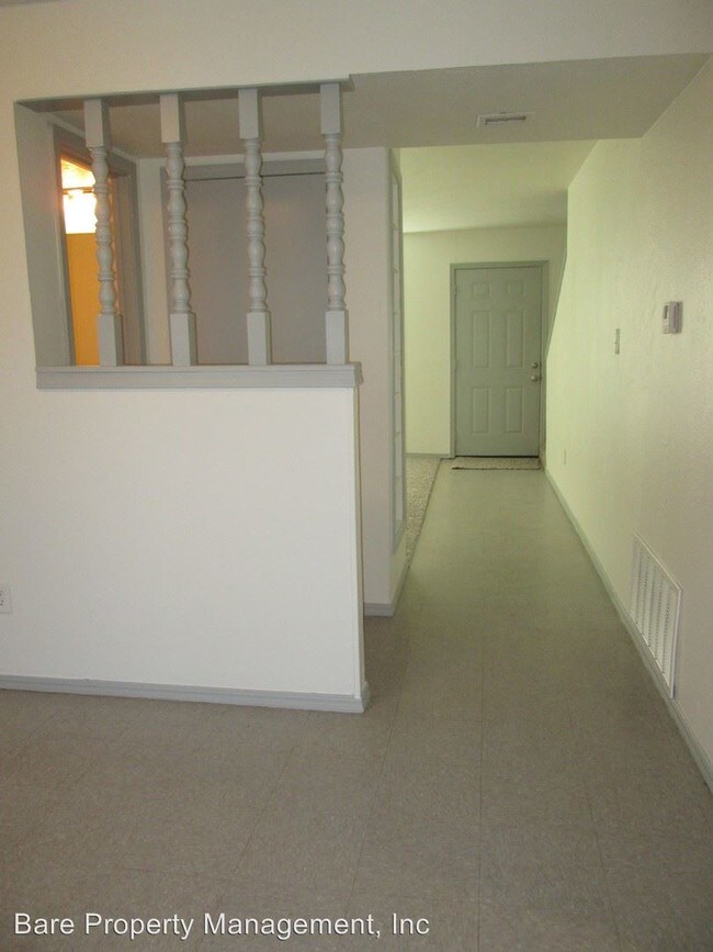 Building Photo - 3 br, 1.5 bath House - 137 Crystal Bend