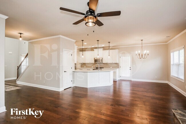 Foto del edificio - 668 Brakeman Cir