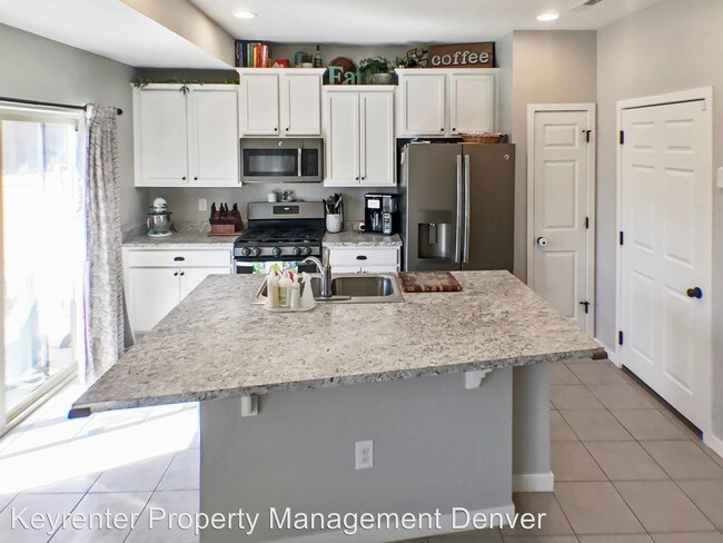 Building Photo - 3 br, 2.5 bath House - 5440 Danube Street