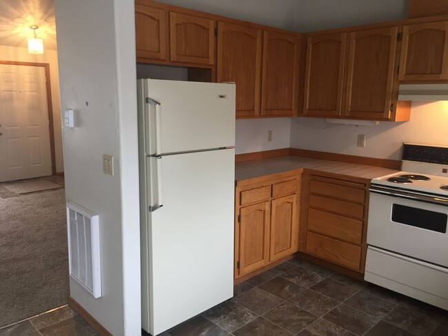 Building Photo - 3 Bed/2 Bath Single Level Home in NE Bend ...