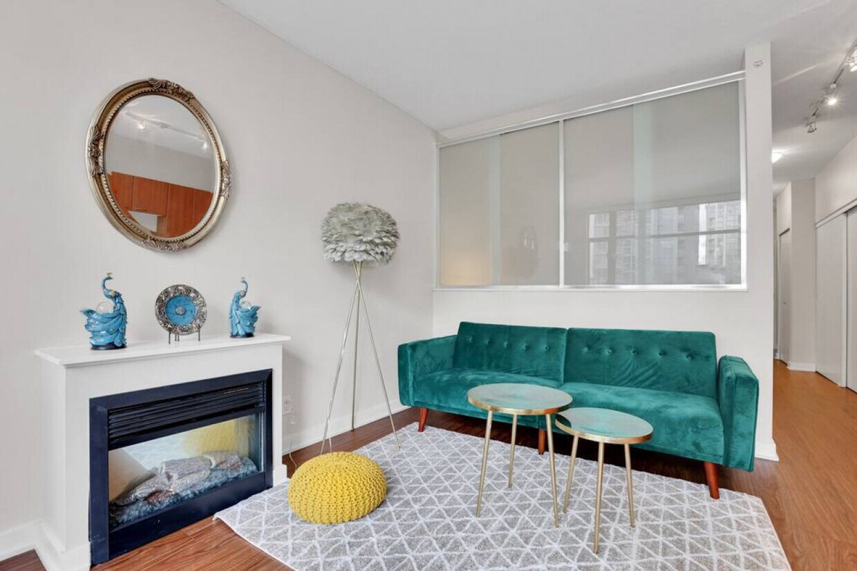 Photo principale - 444 W 6th Ave