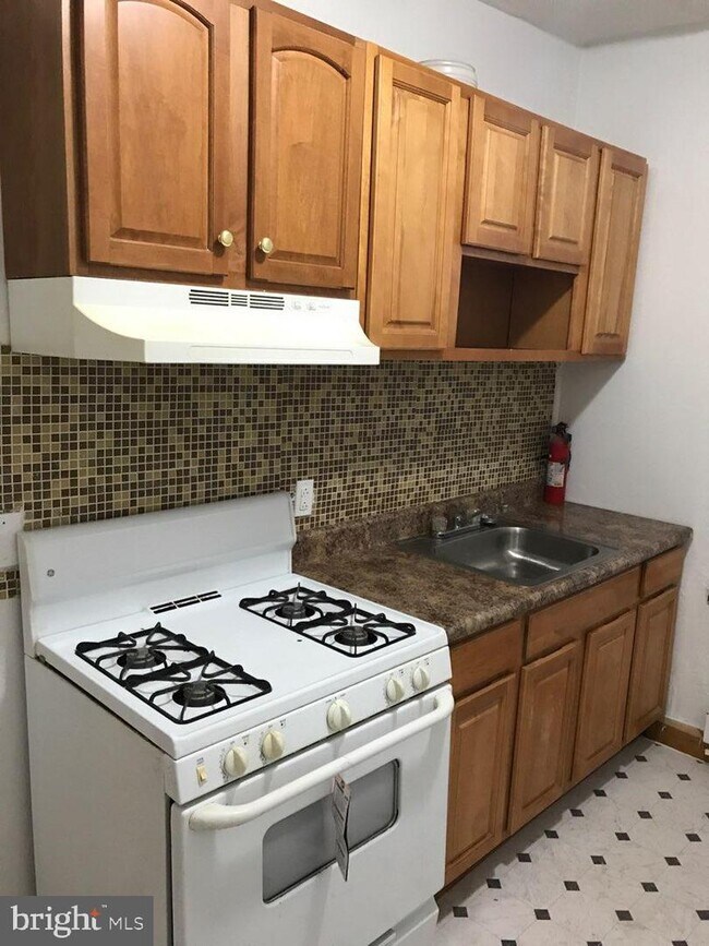 Foto del edificio - 1215 S 47th St