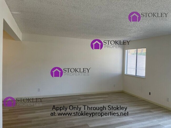 Foto del edificio - Stokley Properties Presents 5025 Valley Cr...