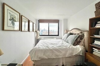 Building Photo - 376 Broadway