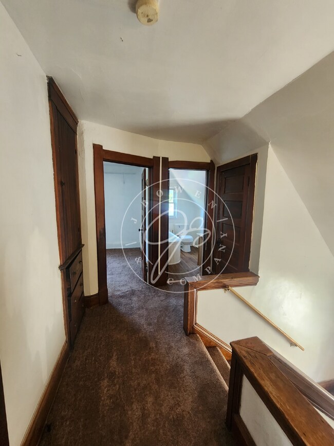 Building Photo - OPEN SHOWING TOMORROW (Friday) 8/16 @ 2:30...