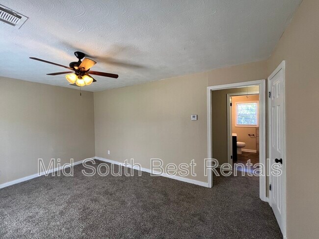 Building Photo - 740 Frayser Dr