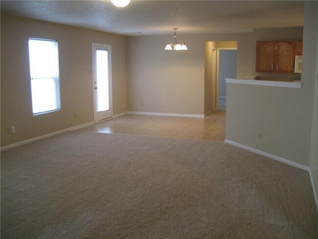 Foto del edificio - 12243 Belfry Dr