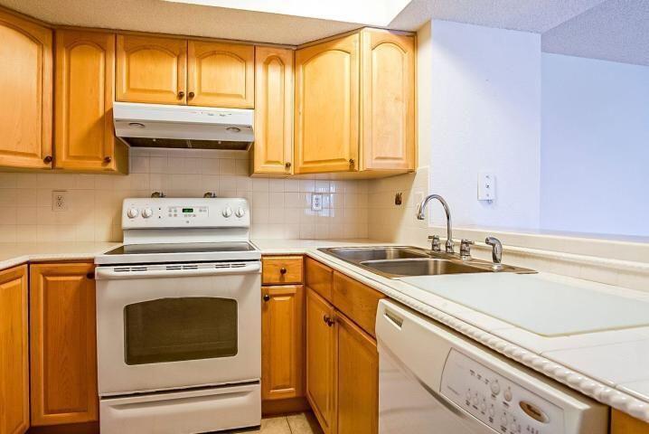 Primary Photo - 1500 SE Royal Green Cir