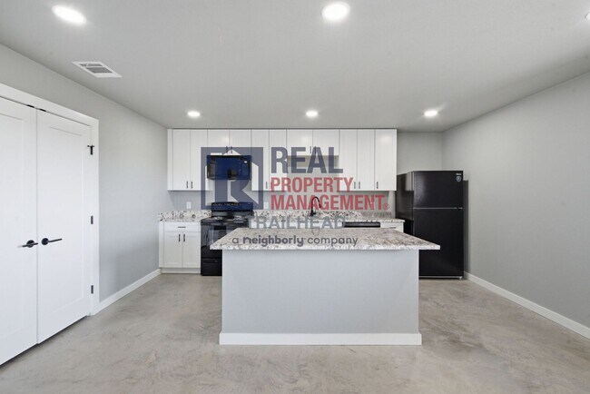 Building Photo - 14250 Co Rd 209