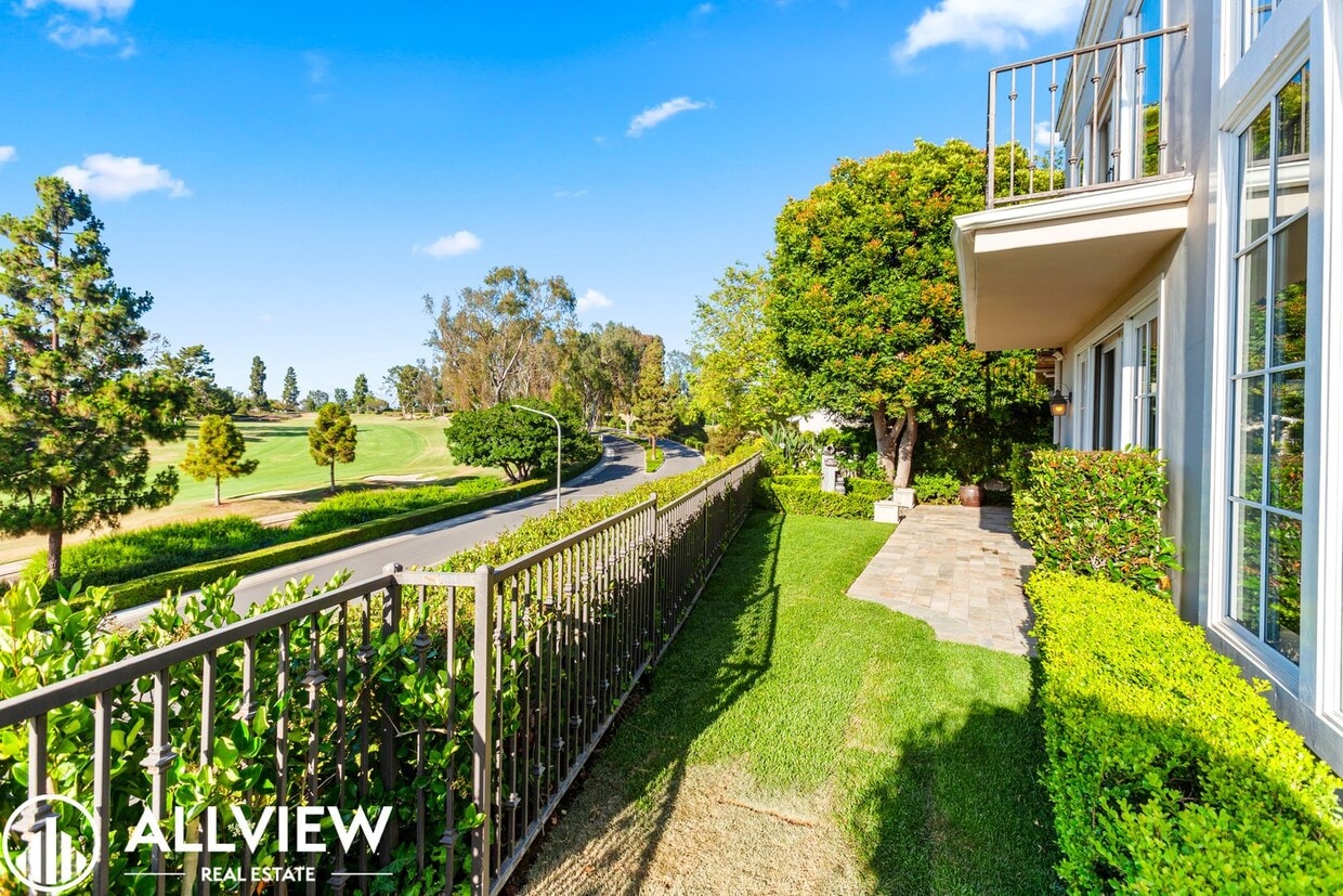 Foto principal - *Move In Special $1,500 Off First Month’s ...