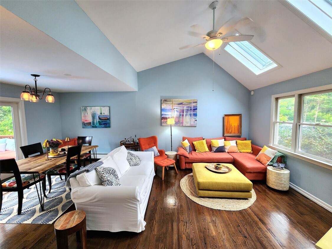 Foto principal - 122 Lewis Rd