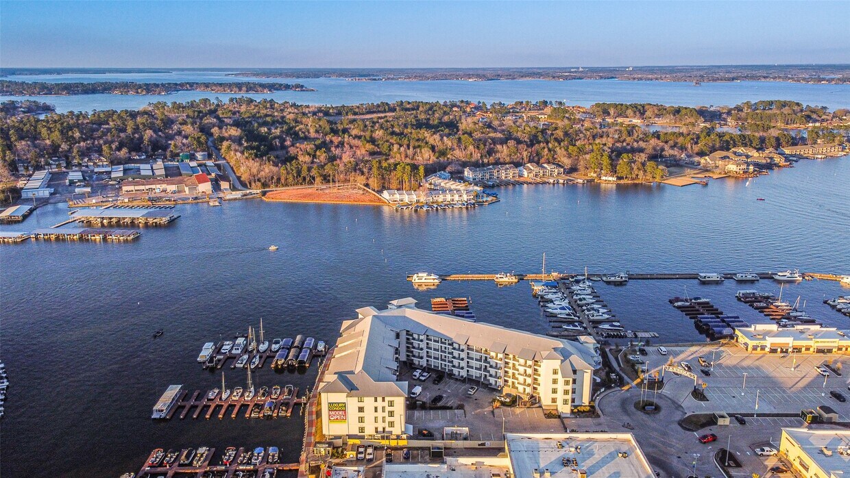 Foto del edificio - 15260 TX-105