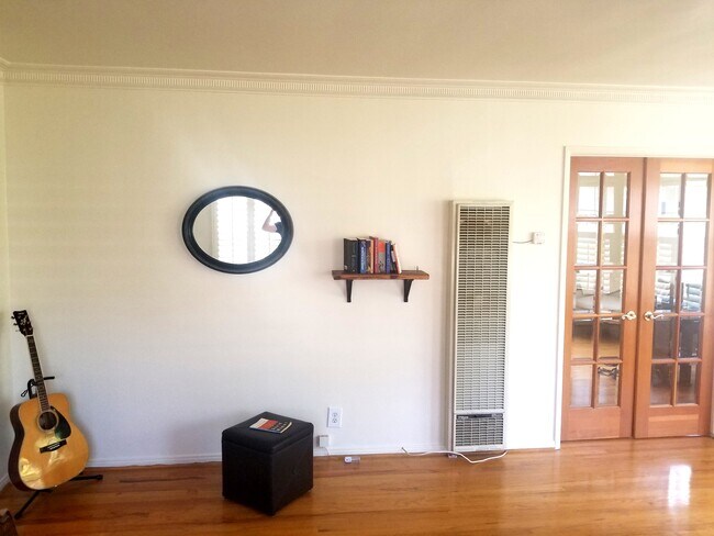 Foto del edificio - 15038 Dickens St