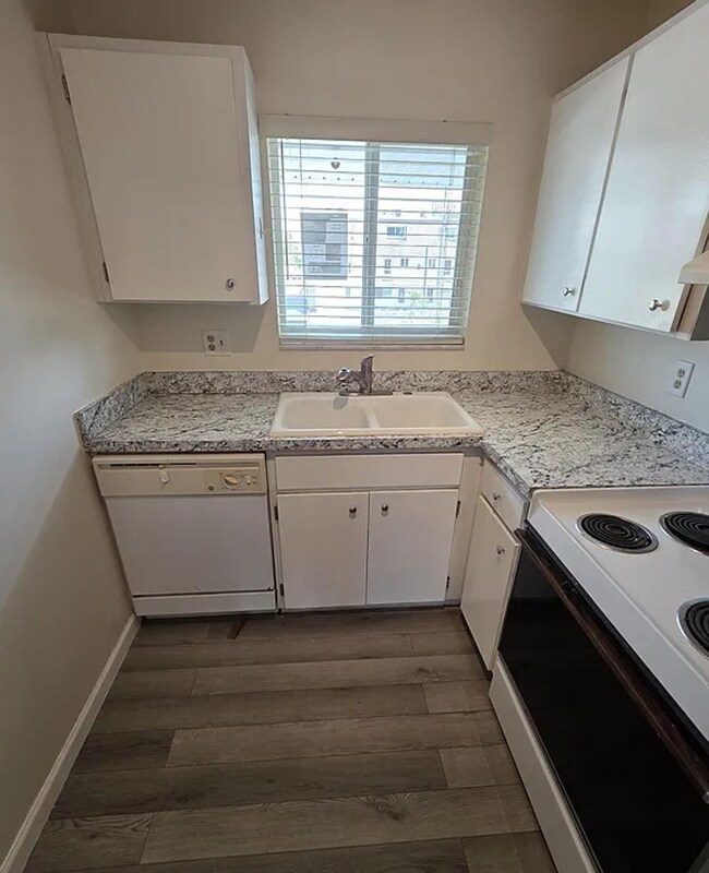 Foto del edificio - 2 Bedroom Beachside Condo in the Heart of Beachside Ormond Beach FL