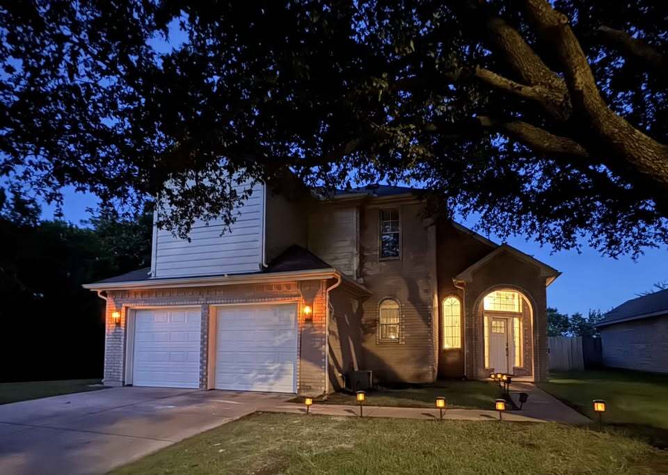 Primary Photo - 7612 Parkside Trl