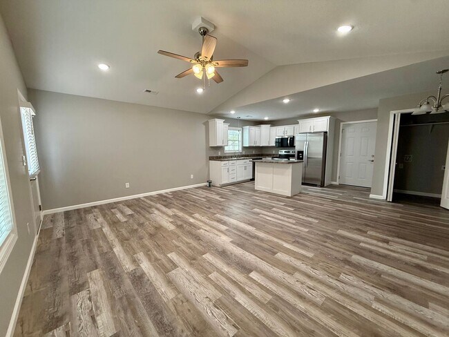 Foto del edificio - 122 Blue Star Ln