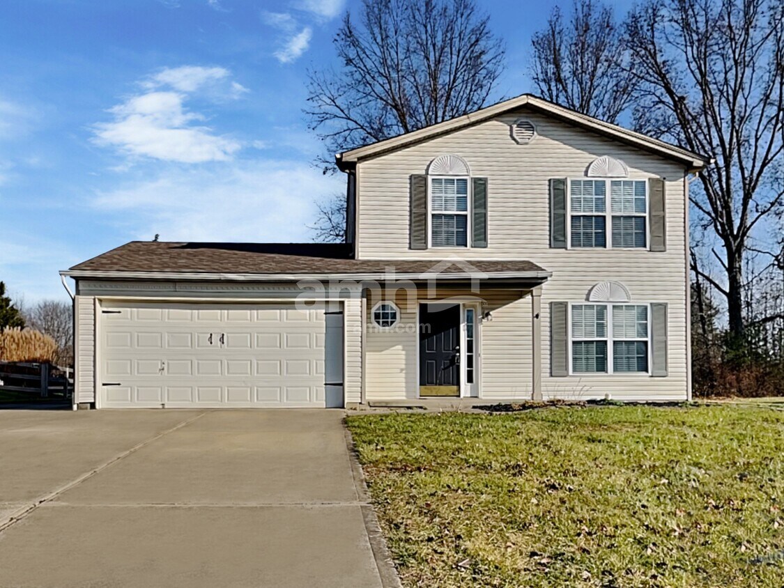 Foto principal - 3328 Whispering Trees Drive