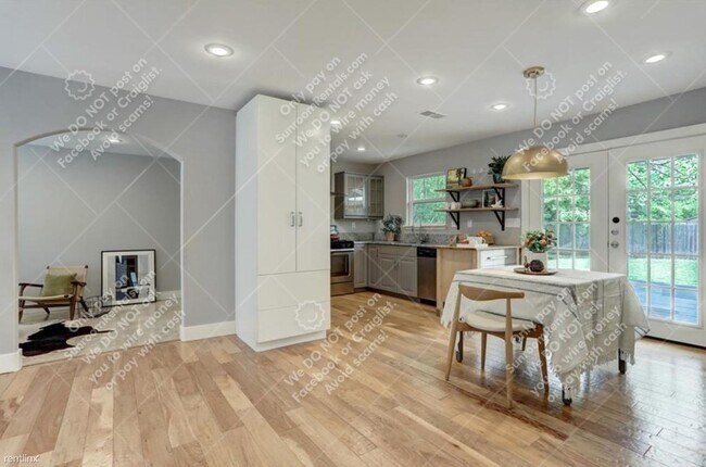 Foto del edificio - 3 br, 1 bath House - 5403 Waterbrook Dr