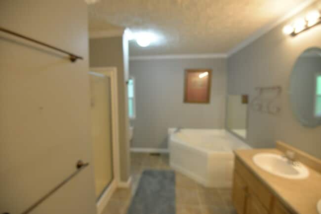 Building Photo - 6 Coriander Ct
