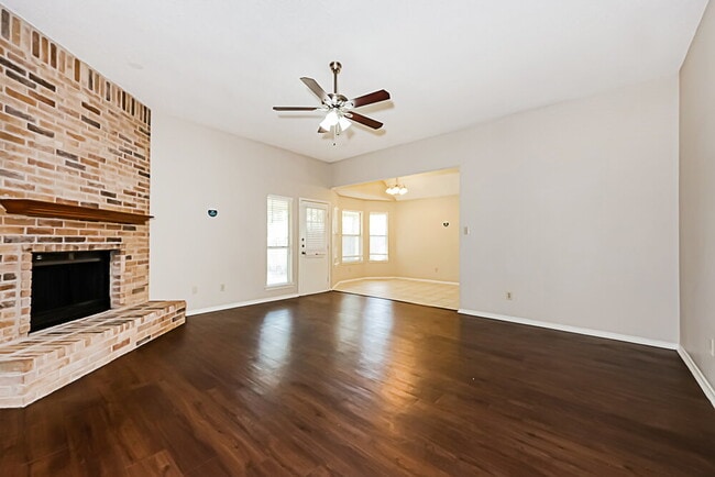 Foto del edificio - 6312 S Chesterfield Dr