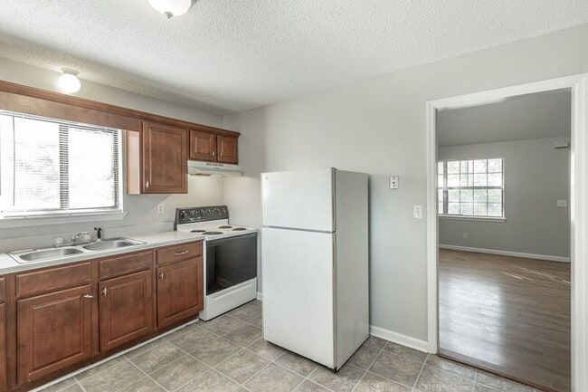 Building Photo - 4499 Delashmitt Rd