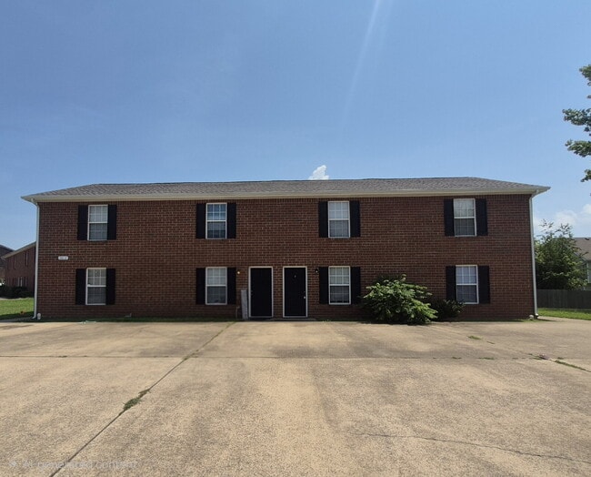 Building Photo - 3831 Jockey Dr