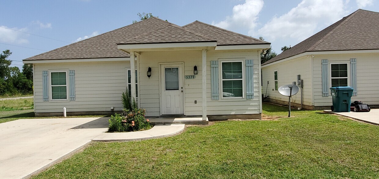 Primary Photo - 5379 Weaver Rd