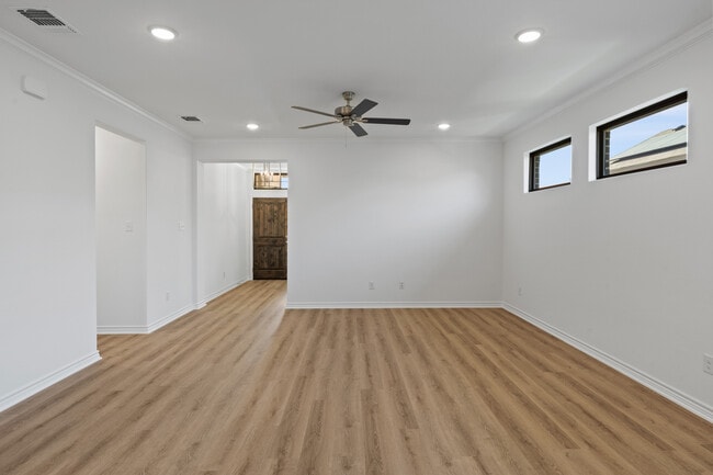 Building Photo - 7310 Caladium Dr