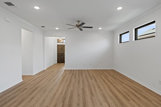 Foto del edificio - 7310 Caladium Dr
