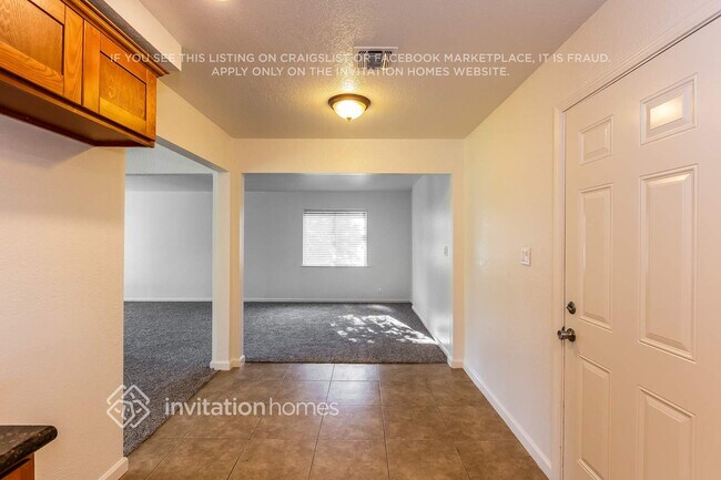 Building Photo - 10256 Octavia Way