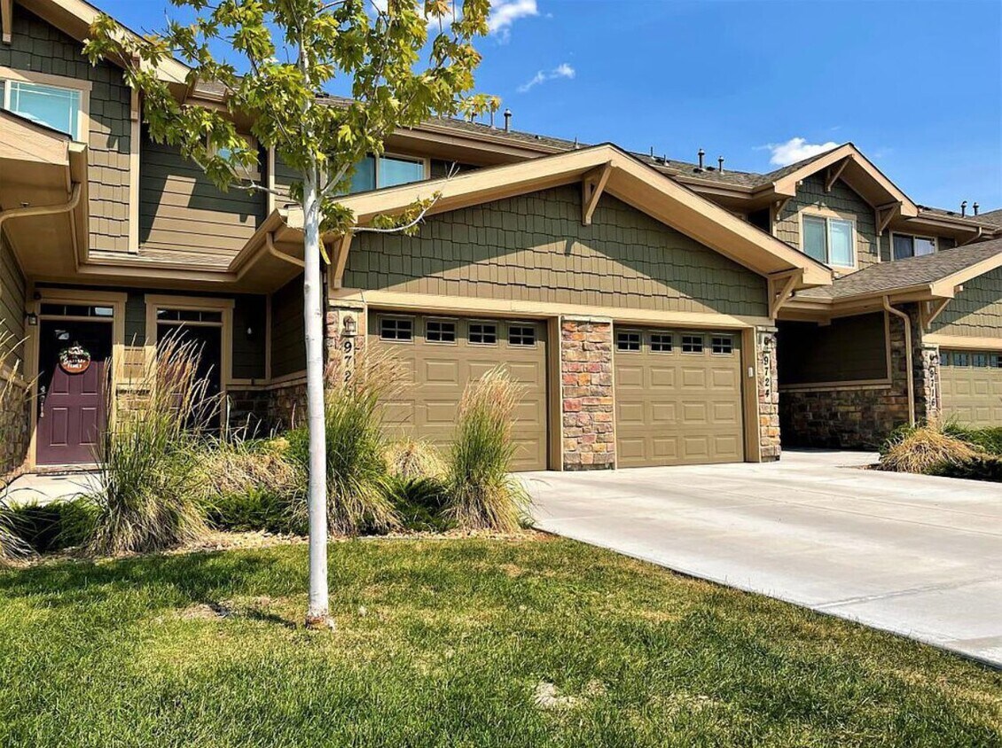 Foto principal - 9726 Dexter Ln