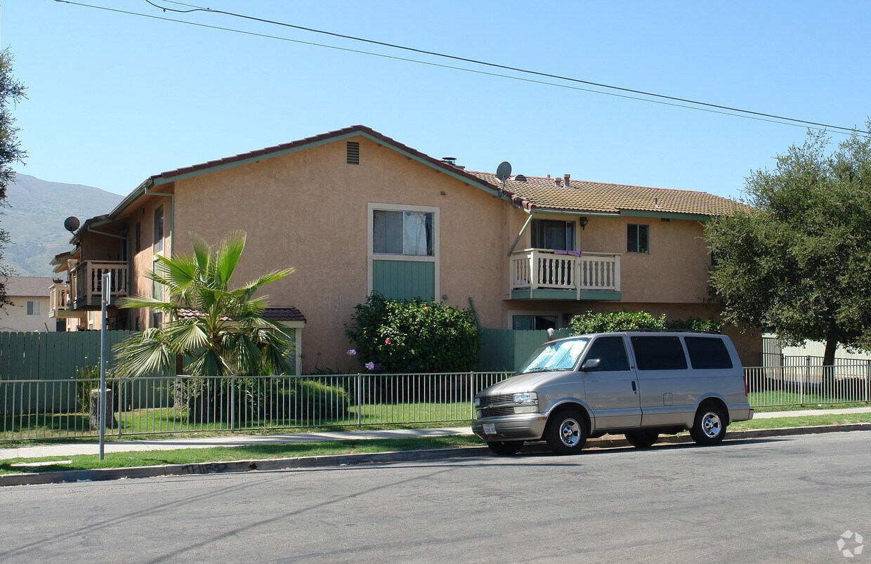 Primary Photo - 1208 E Ventura St