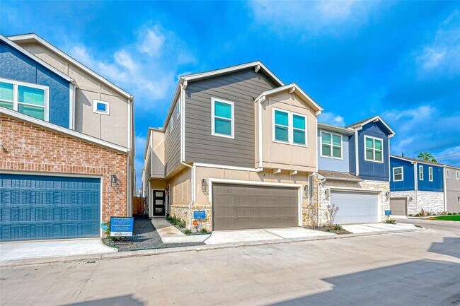 Building Photo - 1527 Beach Oak Dr