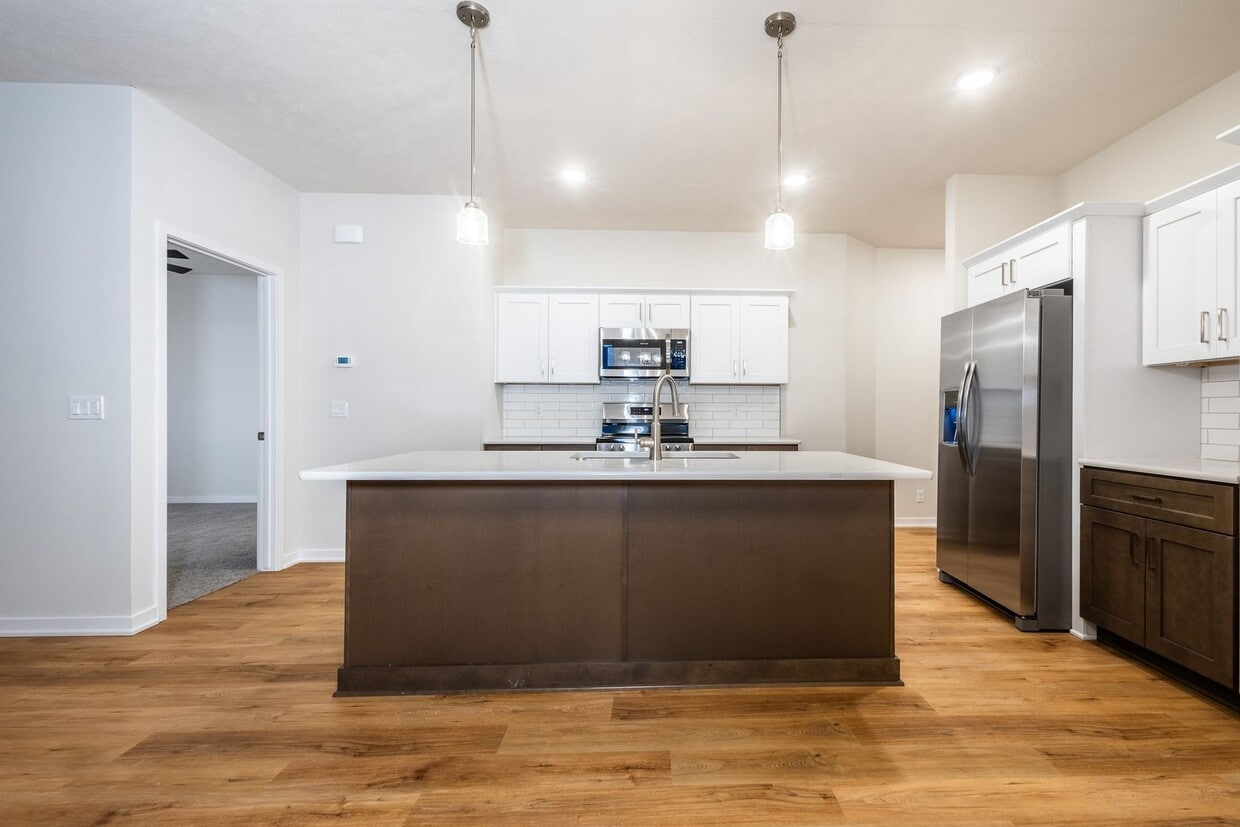 Foto principal - Top Of The Line Newly Built Duplex!