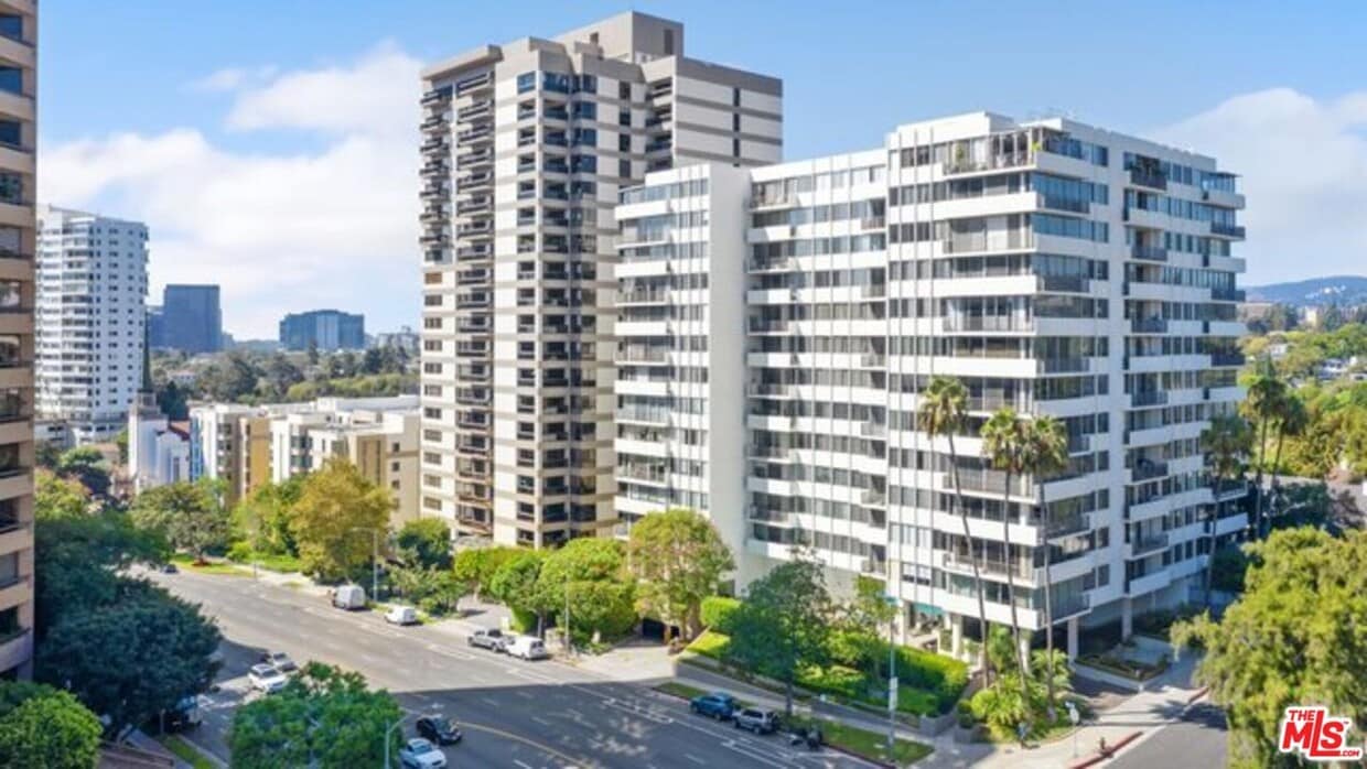 Foto principal - 10433 Wilshire Blvd