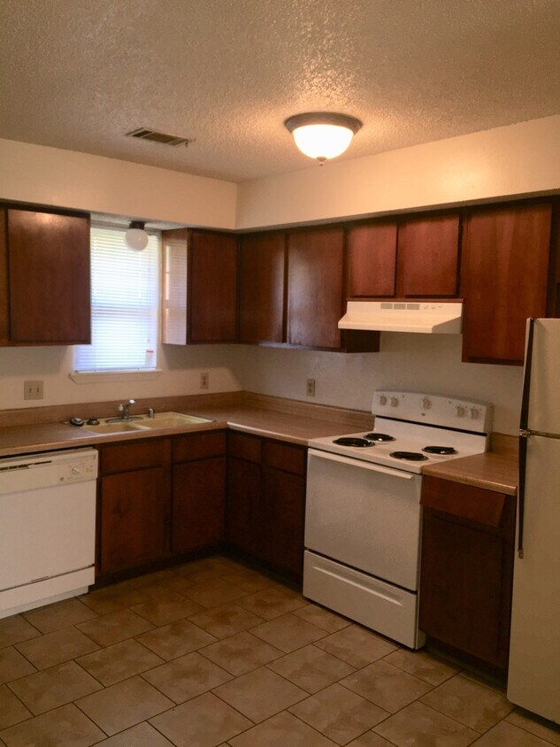 Foto del edificio - 2 Bedroom Duplex on South Z in Fort Smith