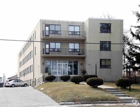 Building Photo - 1395 WILSON COURT APARTMENTS