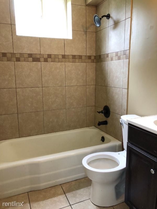 Building Photo - 2 br, 1 bath Apartment - 6125 Bedford Ave