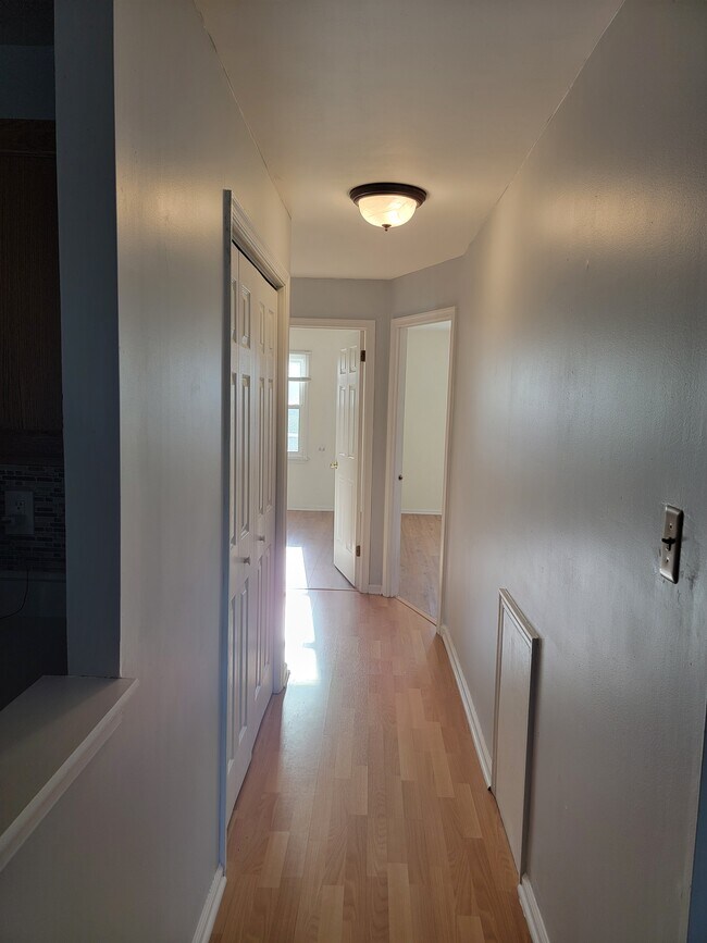 Pasillo - 130 William Penn Dr